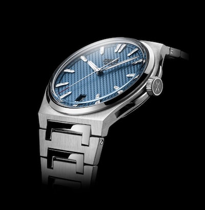 czapek-antarctique-watch-image image