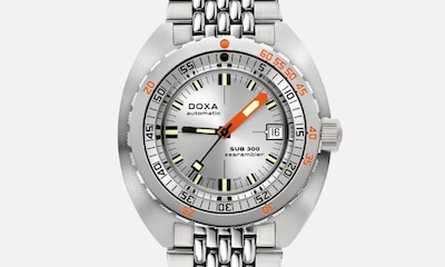 Doxa Sub 300 watch image