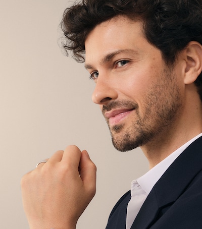 Shop Wedding Rings For Him on Mappin and Webb image